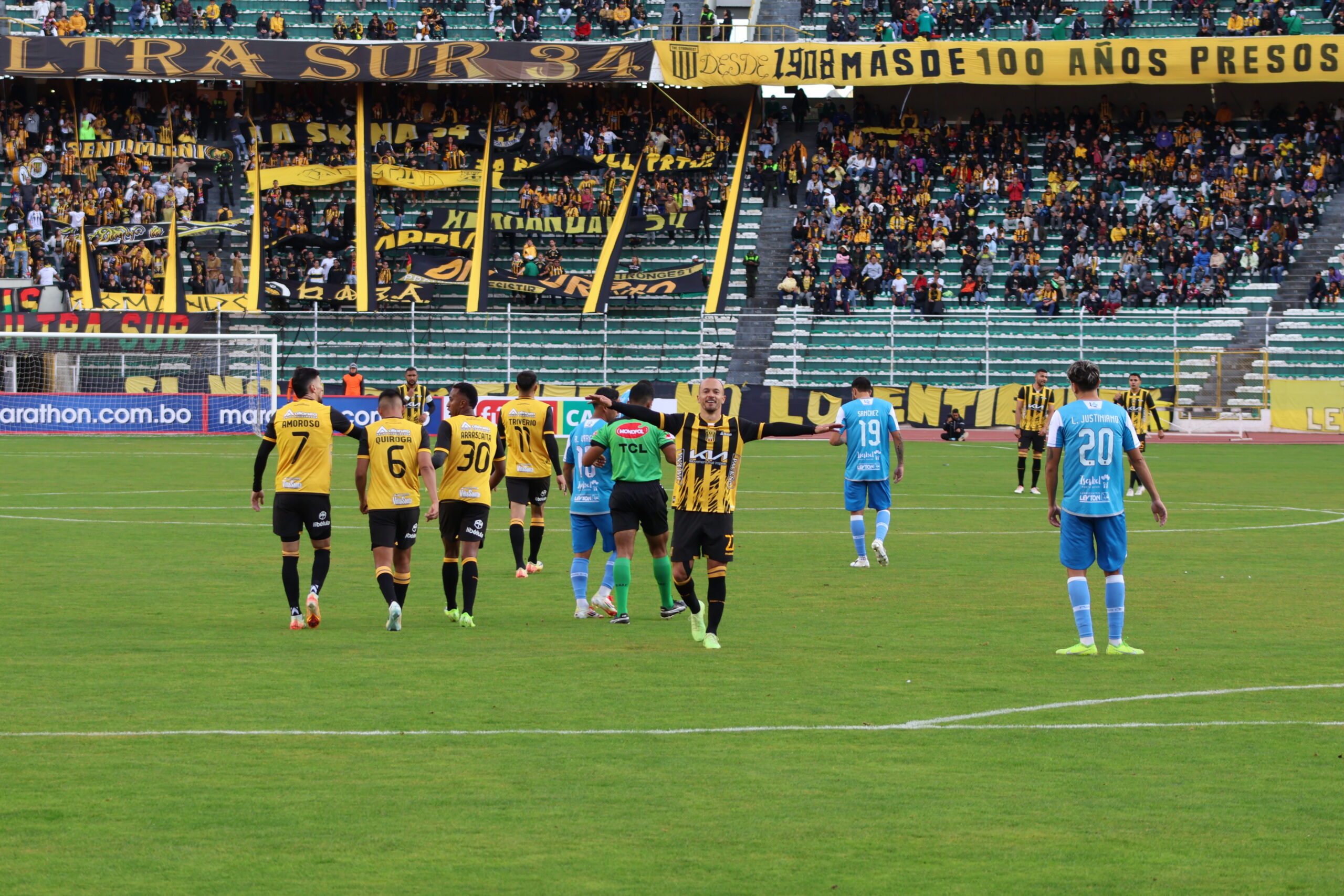 The Strongest arrasa a San Antonio con una goleada de 6-3